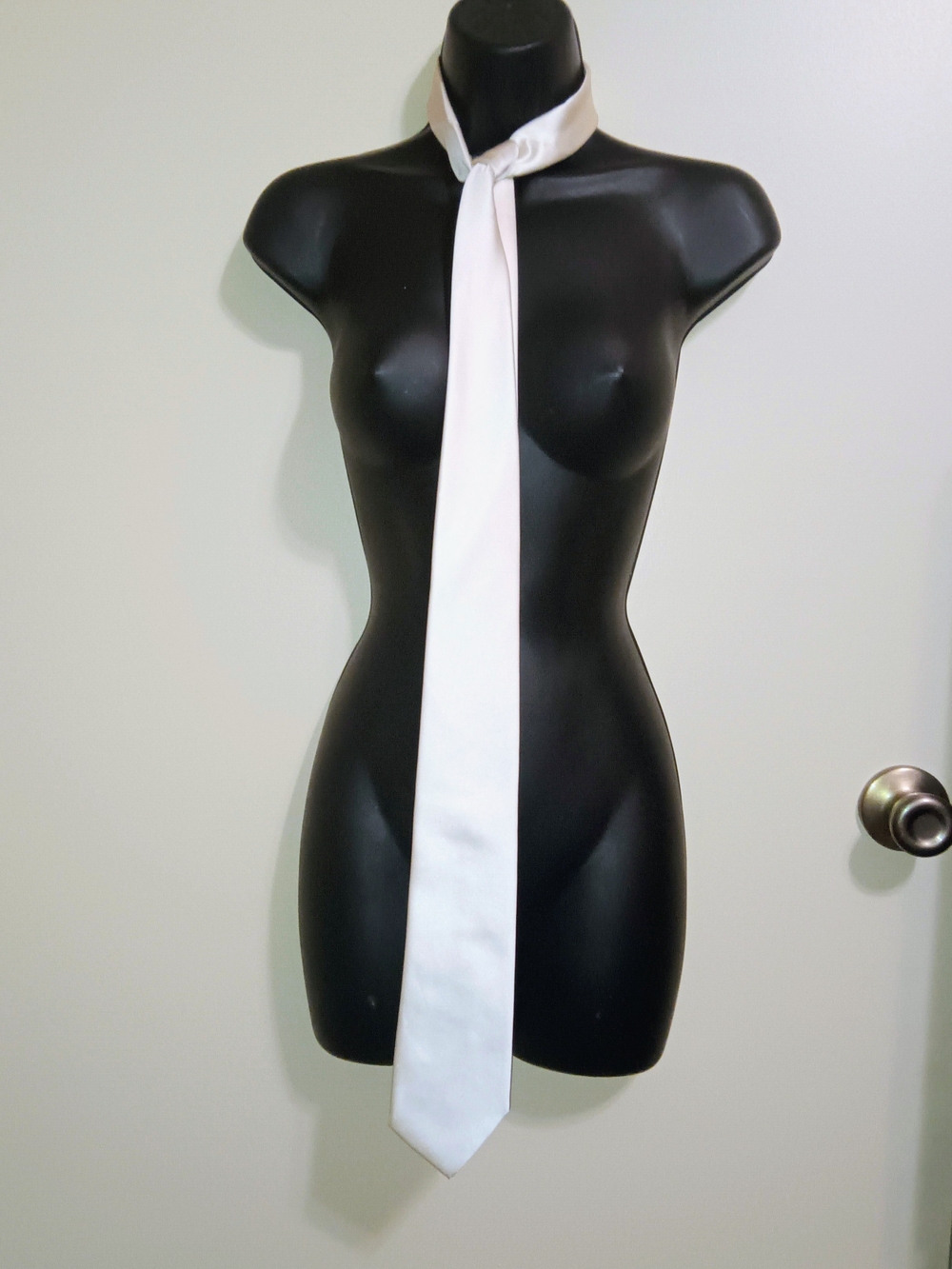 Classic White Men's Necktie